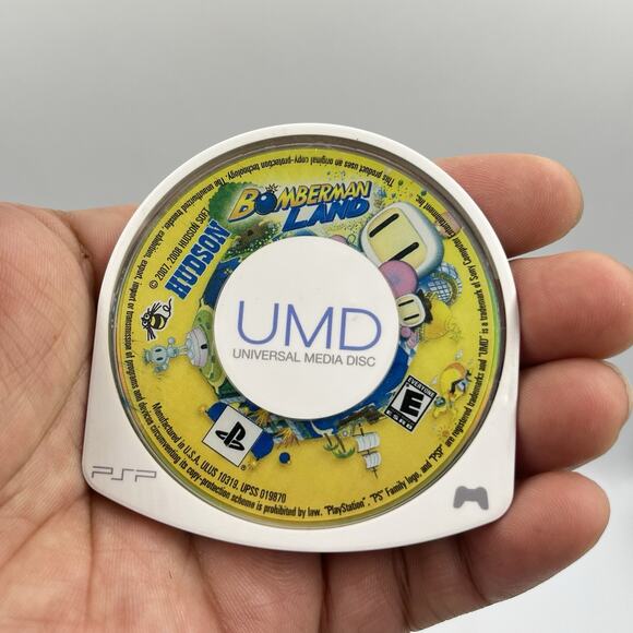 Bomberman Land - Sony PSP - Disc Only - Picture 2 of 5